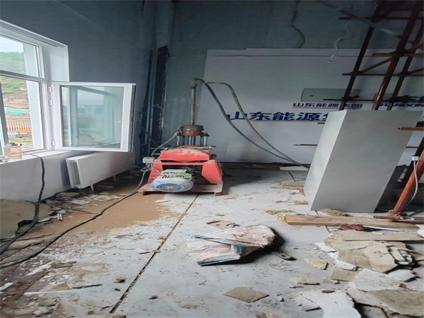 乌当地基基础下沉墙体裂缝加固注浆顶升施工