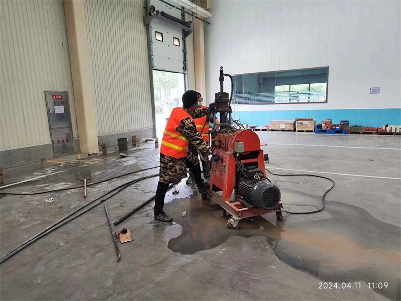 乌当厂房地面下沉塌陷注浆加固施工